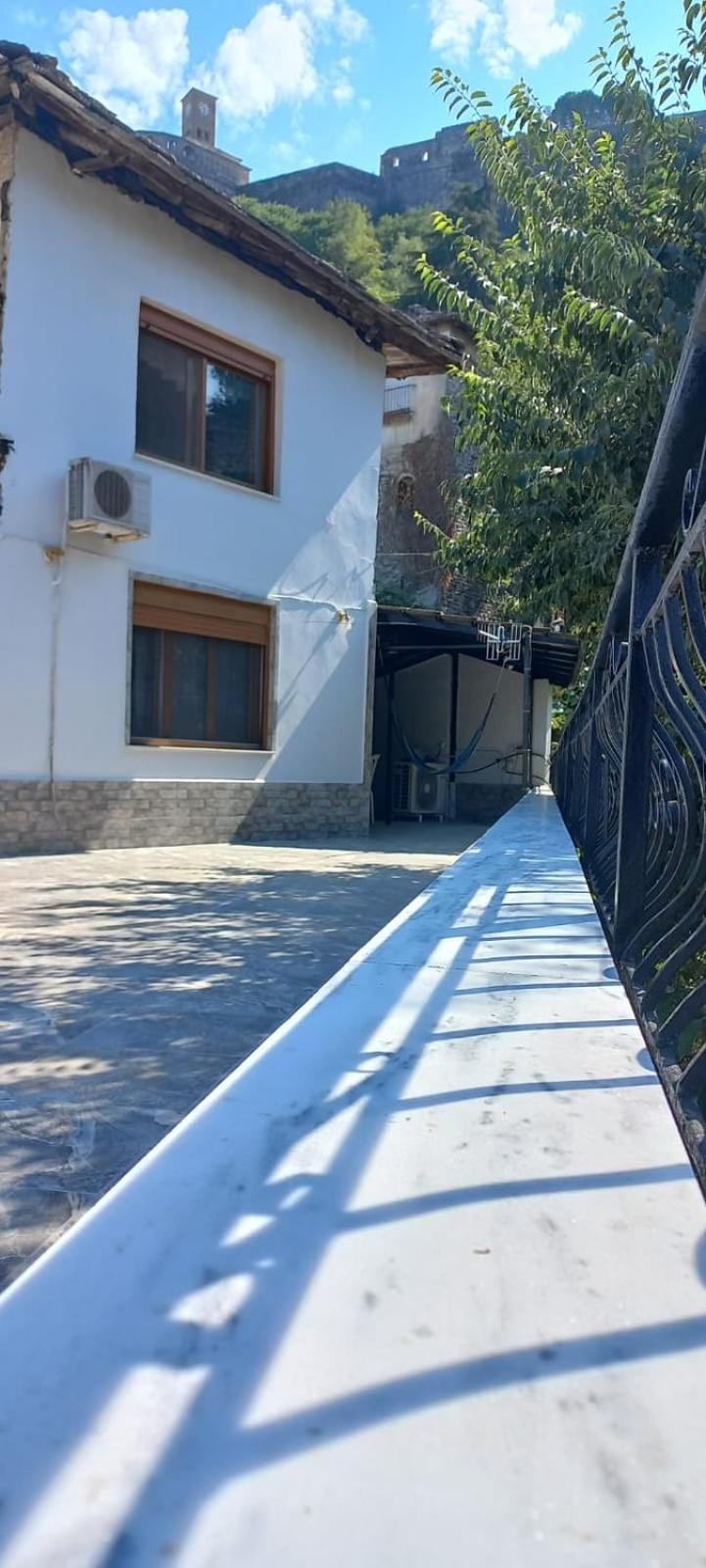 Marbi Guest House Gjirokaster Ngoại thất bức ảnh