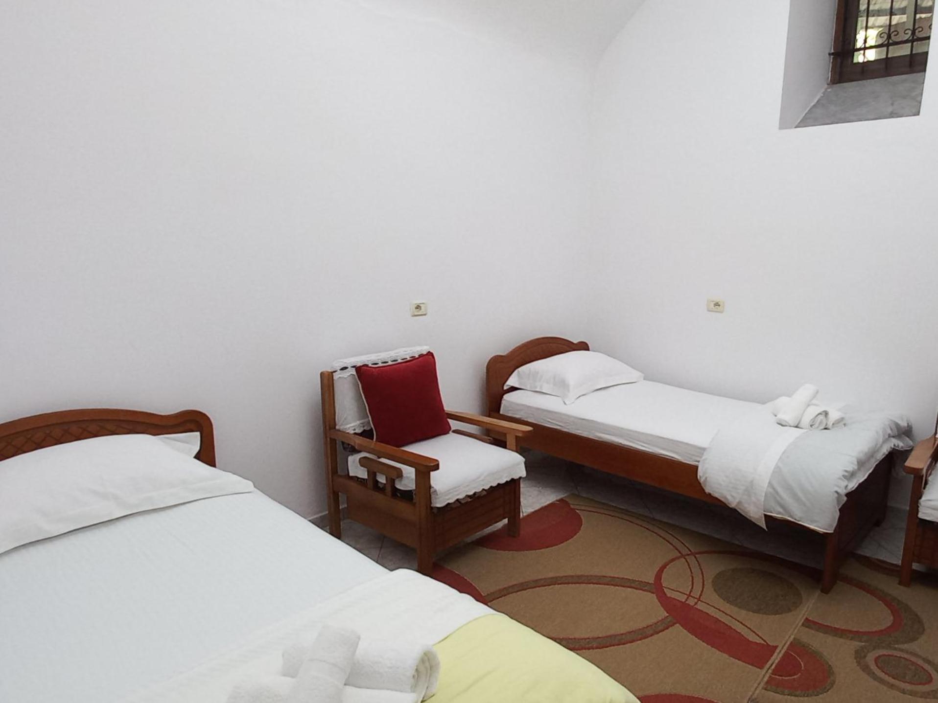 Marbi Guest House Gjirokaster Ngoại thất bức ảnh