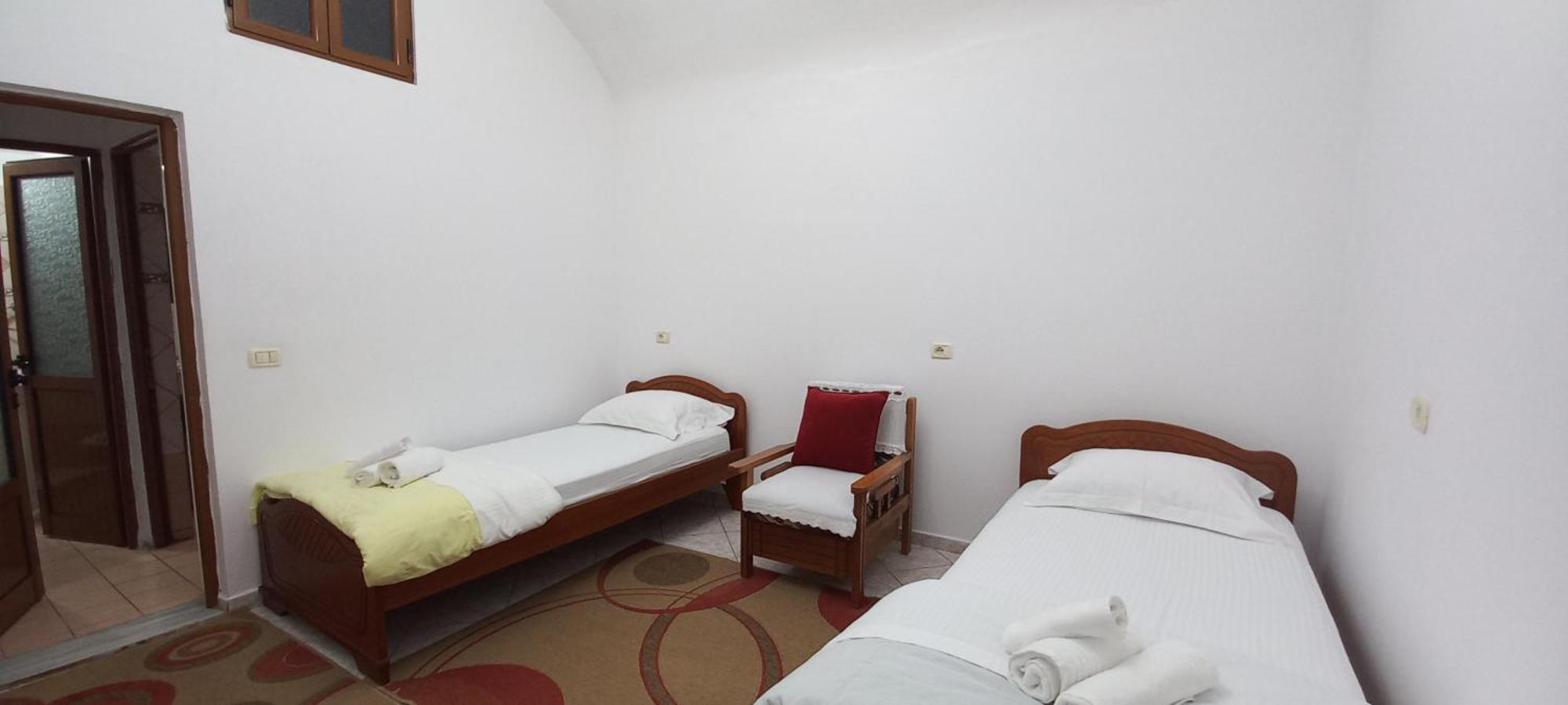 Marbi Guest House Gjirokaster Ngoại thất bức ảnh
