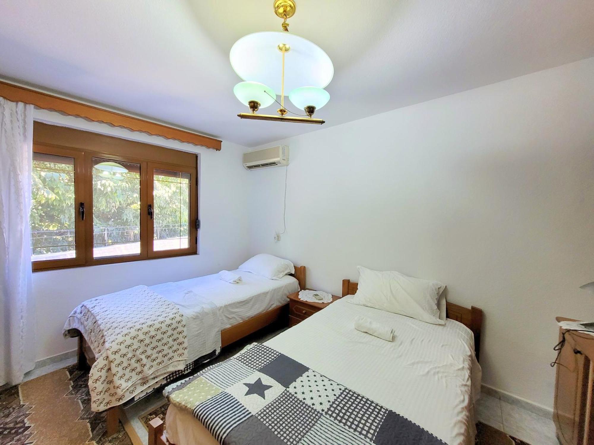 Marbi Guest House Gjirokaster Ngoại thất bức ảnh