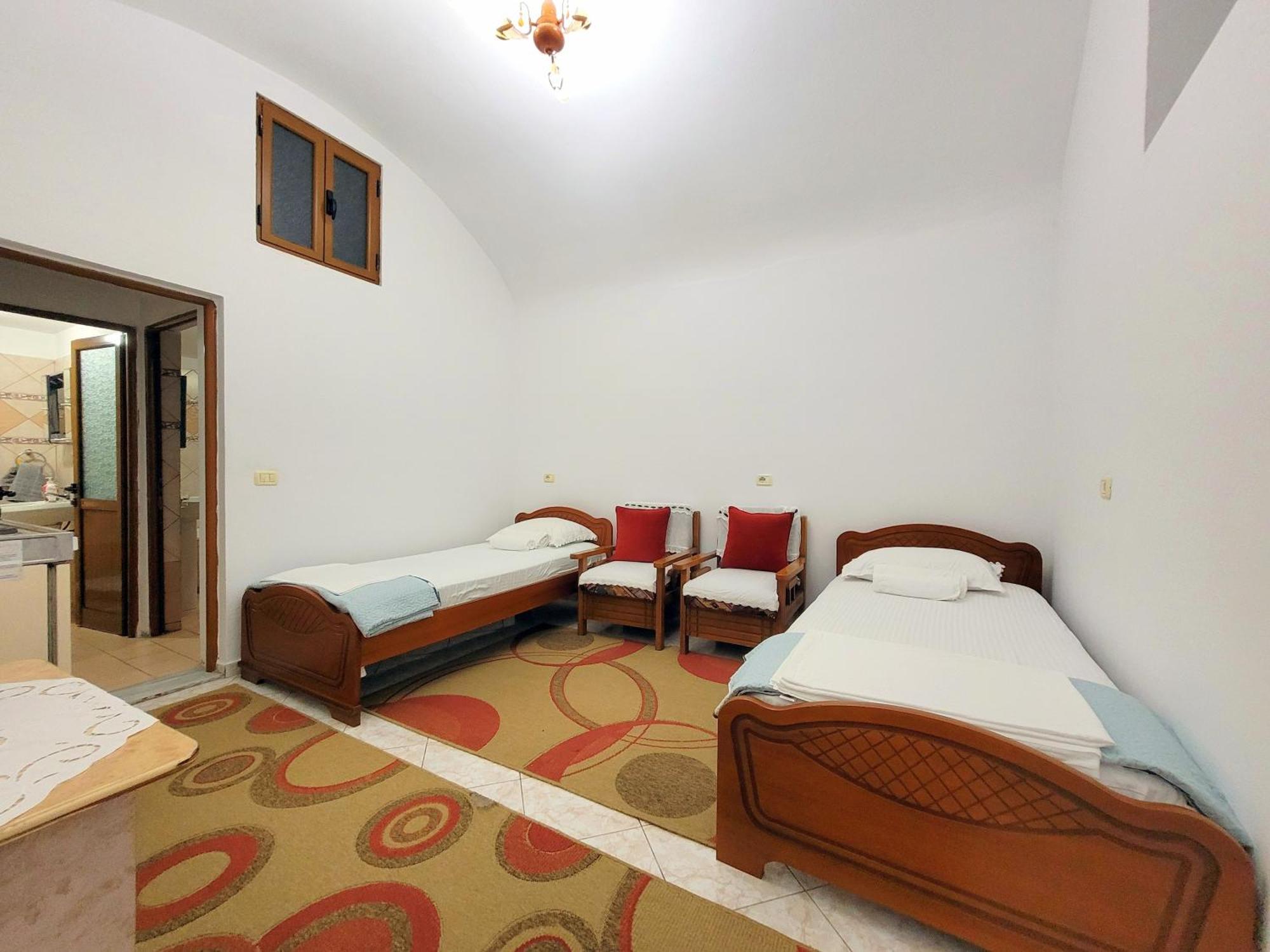 Marbi Guest House Gjirokaster Ngoại thất bức ảnh